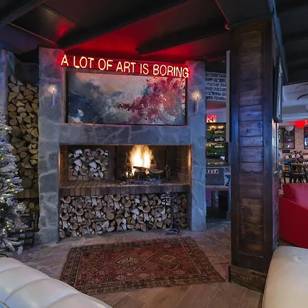 Snow 1850 Courchevel