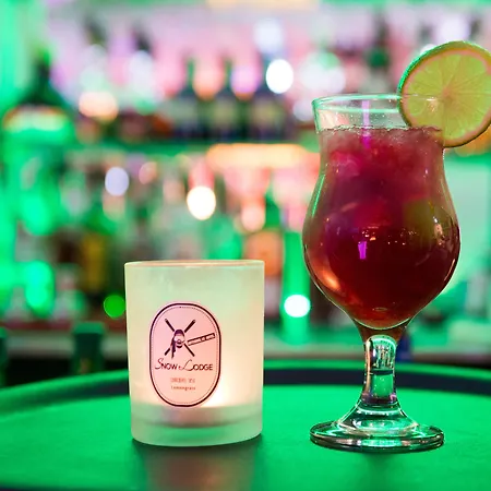 Snow 1850 クールシュヴェル